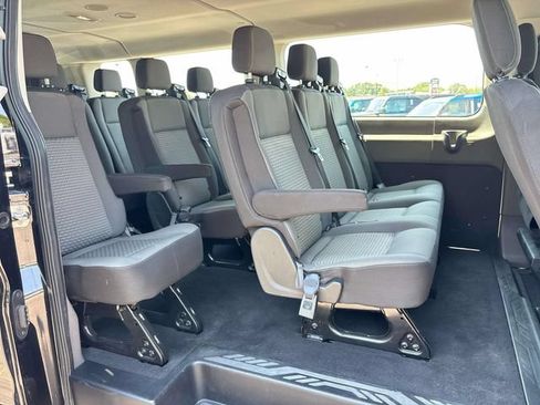 Used 2025 Ford Transit 350 XLT RWD image 17