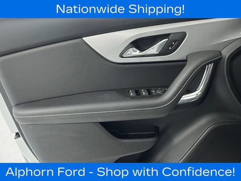 Used 2023 Chevrolet Blazer LT AWD/4WD image 18
