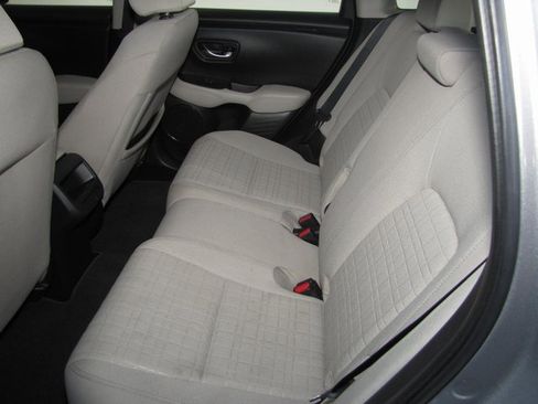 Certified 2025 Honda HR-V LX image 11