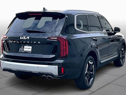 Used 2023 Kia Telluride S image 11