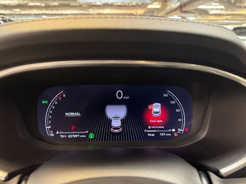 Certified 2023 Acura MDX FWD w/ Technology Package image 23