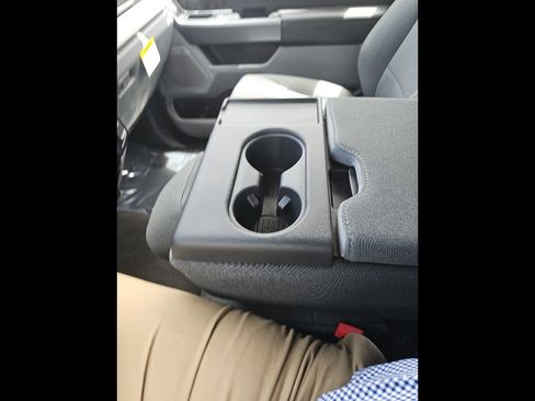 New 2025 Ford F350 XLT w/ Black Appearance Package image 47