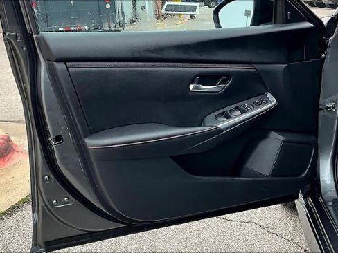 Certified 2025 Nissan Sentra SR image 21