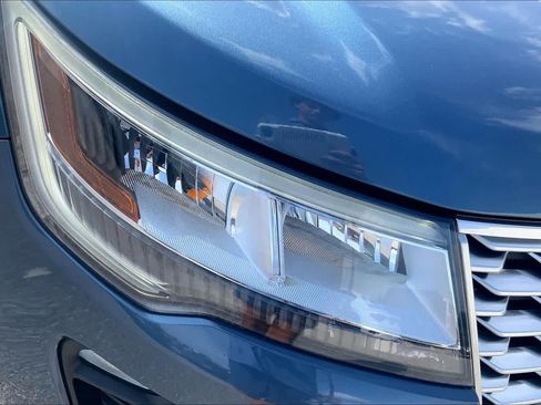 Certified 2018 Ford Explorer Platinum AWD/4WD image 27