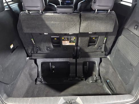 Used 2021 Toyota Sienna XSE image 30