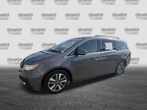 Used 2016 Honda Odyssey Touring image 5