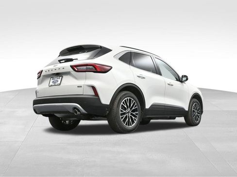 New 2025 Ford Escape SE image 42