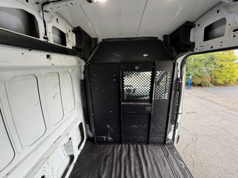 Used 2018 Ford Transit 250 148 High Roof RWD image 24