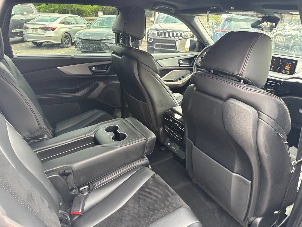 Used 2023 Acura MDX A-Spec AWD/4WD image 31