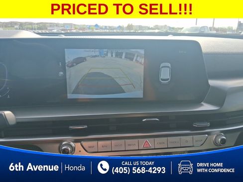 Used 2025 Kia Telluride S AWD/4WD image 17
