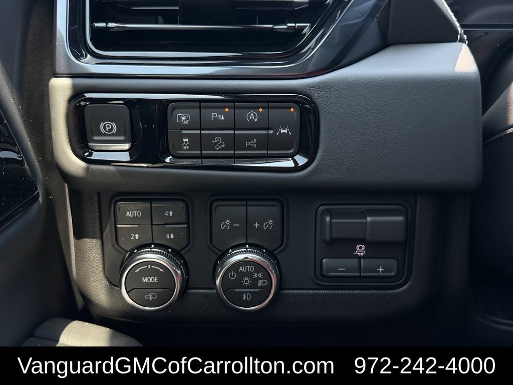 New 2026 GMC Yukon AT4 Ultimate w/ LPO, Floor Liner Package AWD/4WD image 20