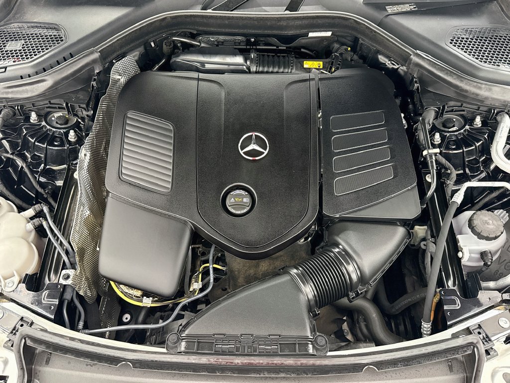 Certified 2026 Mercedes-Benz GLC 300 image 28