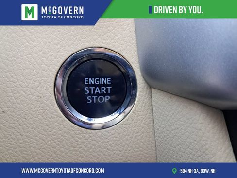 Used 2019 Toyota Highlander XLE AWD/4WD image 26