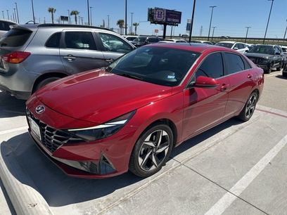Used 2023 Hyundai Elantra Limited