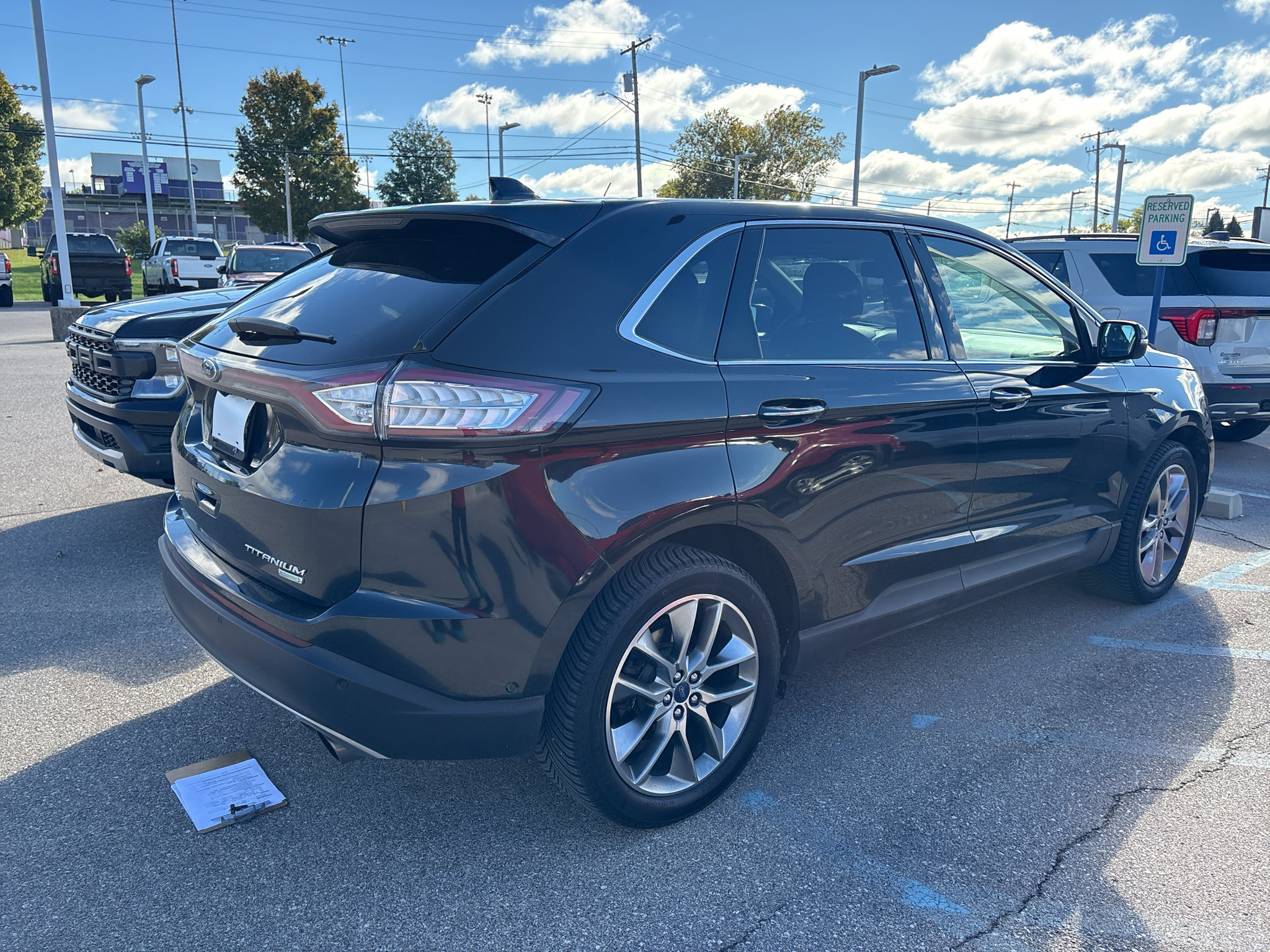 Used 2015 Ford Edge Titanium w/ Equipment Group 302A FWD image 3