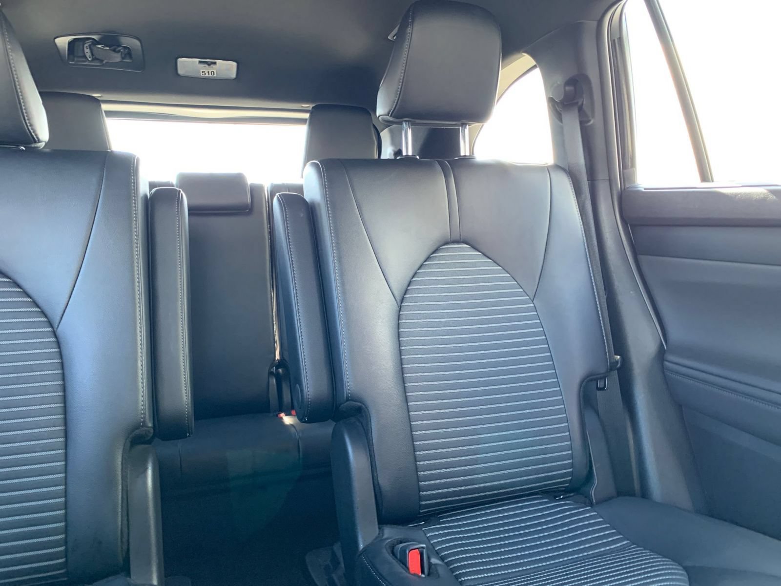 Used 2025 Toyota Highlander XSE AWD/4WD image 39