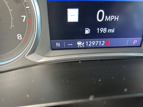 Used 2020 Chevrolet Traverse High Country AWD/4WD image 32