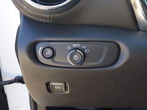 New 2026 Chevrolet Blazer LT image 27