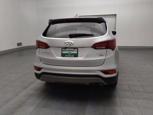 Used 2017 Hyundai Santa Fe Sport image 7