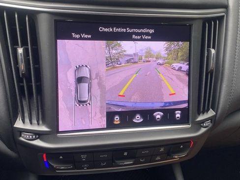 New 2024 Maserati Levante Trofeo image 31