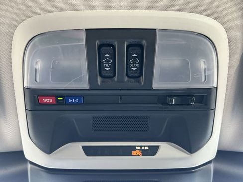 Certified 2024 Subaru Crosstrek 2.0i Premium image 23