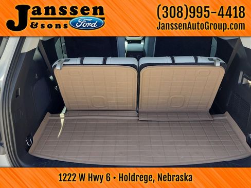 Used 2025 Ford Explorer Platinum w/ Ultimate Package AWD/4WD image 14