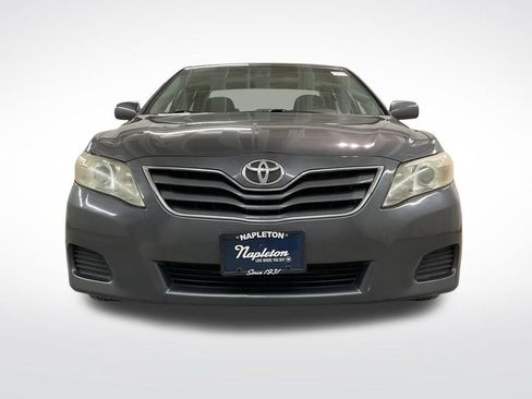 Used 2011 Toyota Camry LE FWD image 5