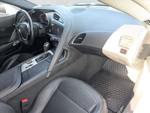 Used 2017 Chevrolet Corvette Z06 RWD image 17