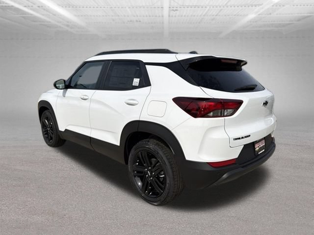 New 2026 Chevrolet TrailBlazer LT w/ Midnight Edition FWD image 6