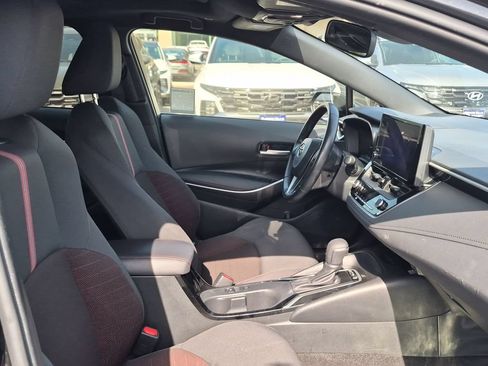 Used 2024 Toyota Corolla SE w/ SE Premium Package FWD image 32