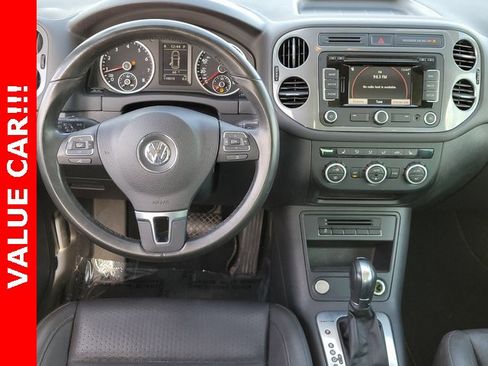 Used 2014 Volkswagen Tiguan SEL image 9