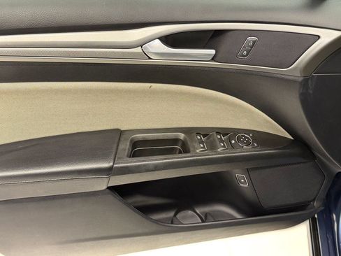 Used 2018 Ford Fusion S FWD image 12