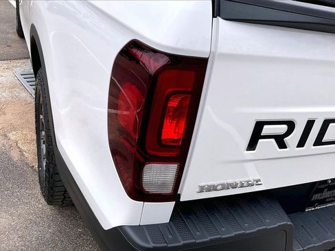 Used 2024 Honda Ridgeline RTL+ image 28