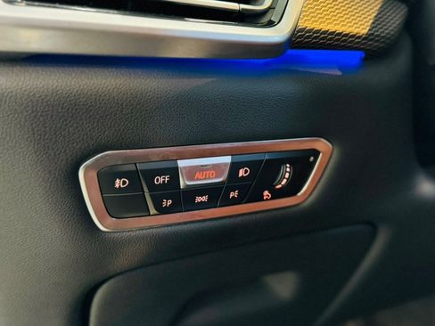 Used 2019 BMW X5 xDrive50i w/ M Sport Package image 13