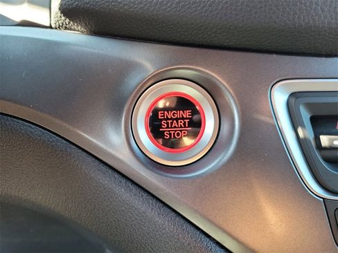 Certified 2025 Honda Passport EX-L image 38