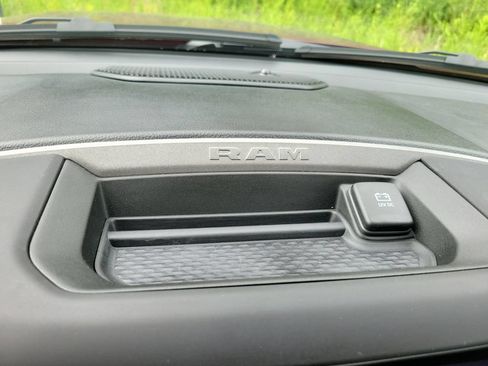 Used 2025 RAM 1500 Tradesman AWD/4WD image 19