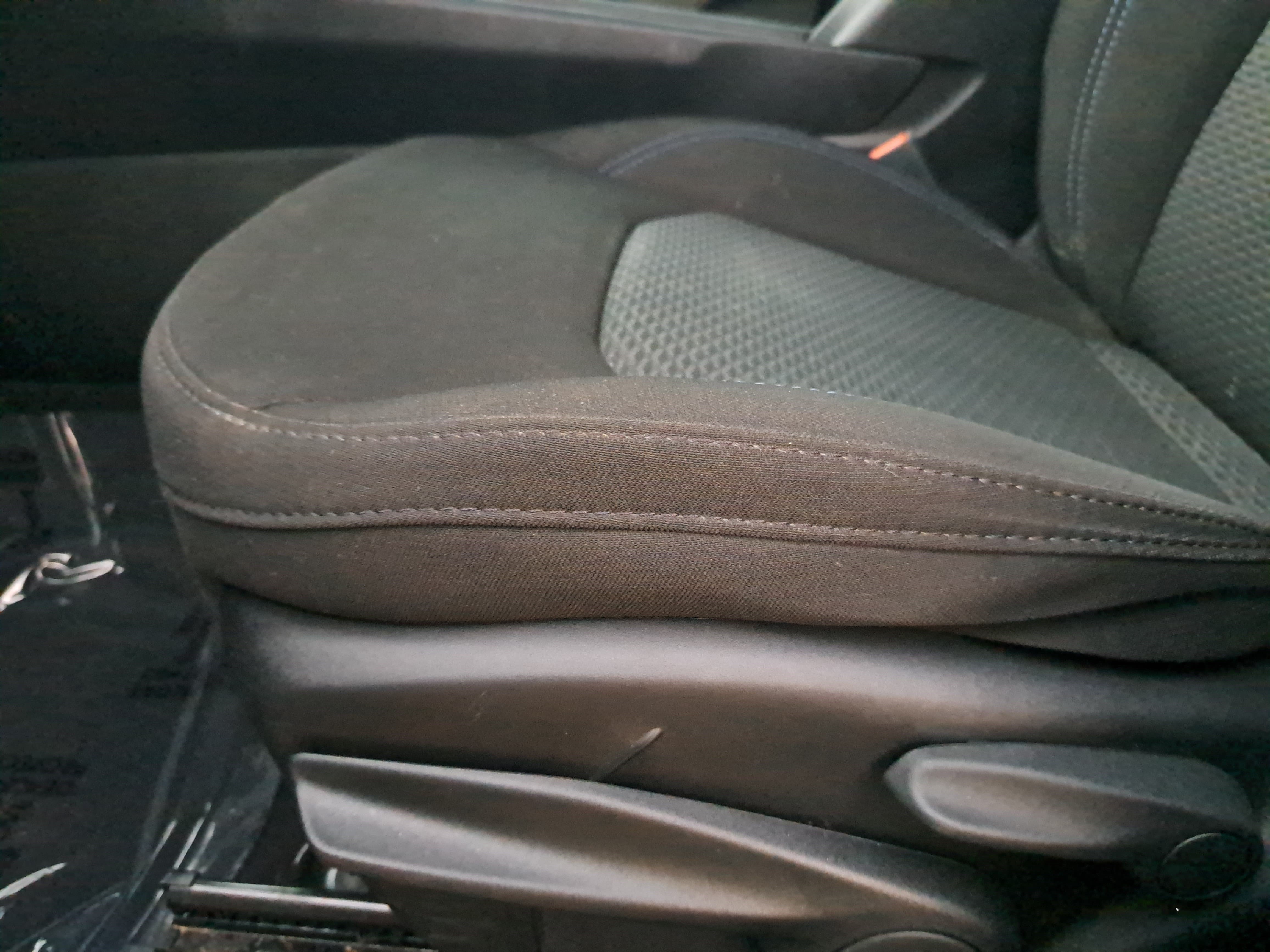 Used 2023 Jeep Compass Sport AWD/4WD image 27