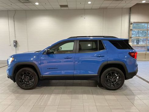 Used 2026 GMC Terrain Elevation w/ Black Edition image 2