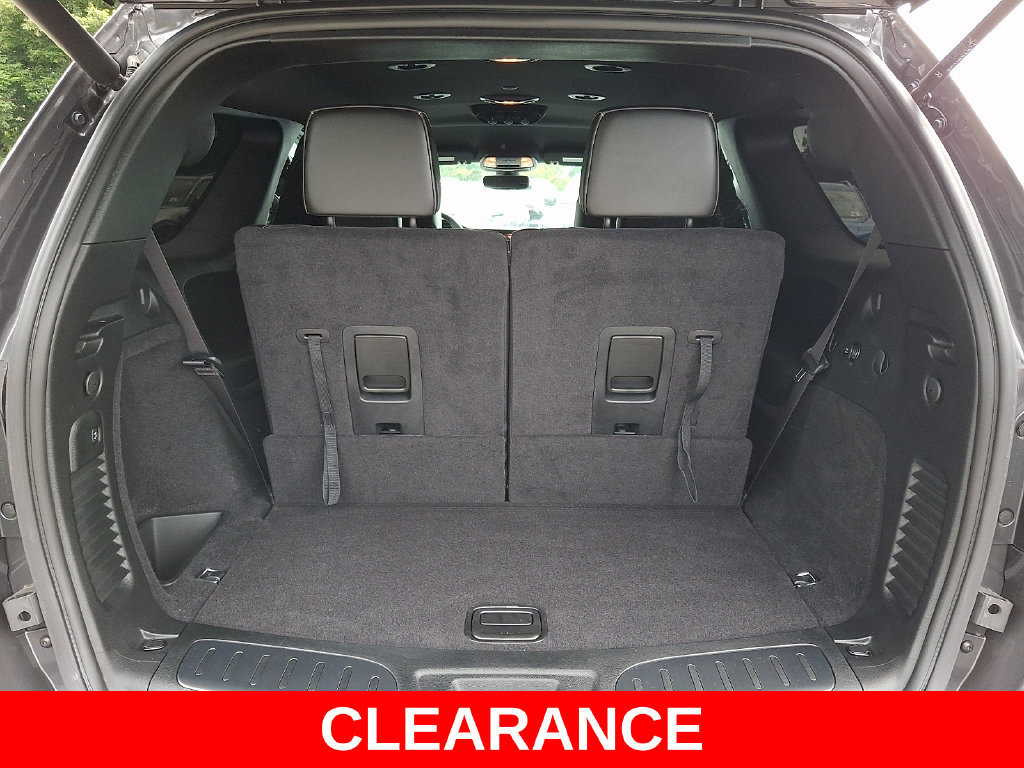 Used 2024 Dodge Durango SRT w/ Black Package AWD/4WD image 28