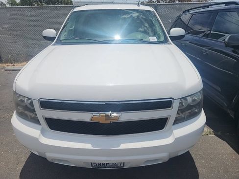 Used 2007 Chevrolet Tahoe LT RWD image 2