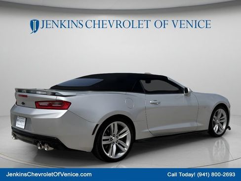 Used 2017 Chevrolet Camaro SS RWD image 5