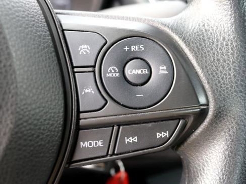 Used 2023 Toyota Corolla LE image 11