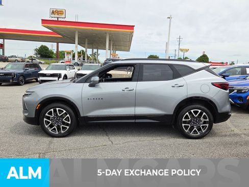 Used 2025 Chevrolet Blazer RS FWD image 4
