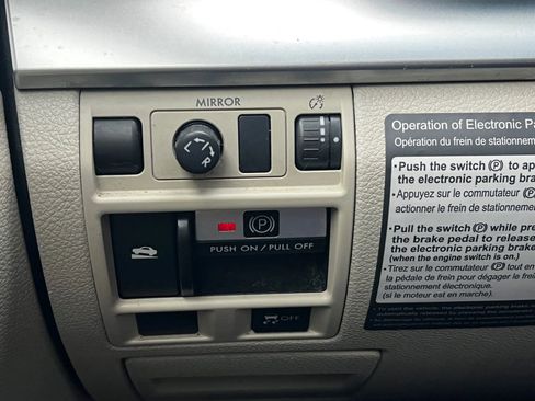 Used 2011 Subaru Outback 2.5i Premium AWD/4WD image 17