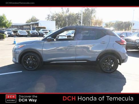 Used 2023 Nissan Kicks SR image 4