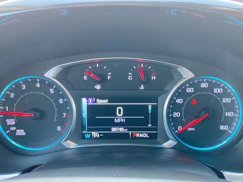 Used 2019 Chevrolet Traverse LT w/ LPO, Floor Liner Package AWD/4WD image 11