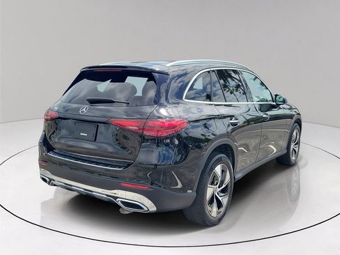 Used 2024 Mercedes-Benz GLC 300 image 6