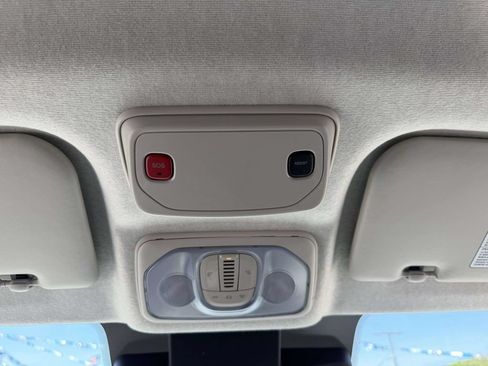 Used 2026 RAM ProMaster 2500 w/ Convenience Group FWD image 36