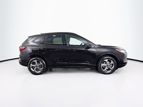 Used 2024 Ford Escape ST-Line w/ Tech Pack #1 image 8