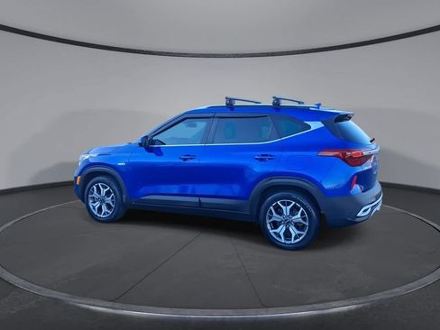 Used 2021 Kia Seltos EX image 6